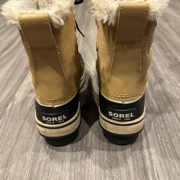 Sorel Tivoli Boots - Picture 3 of 7